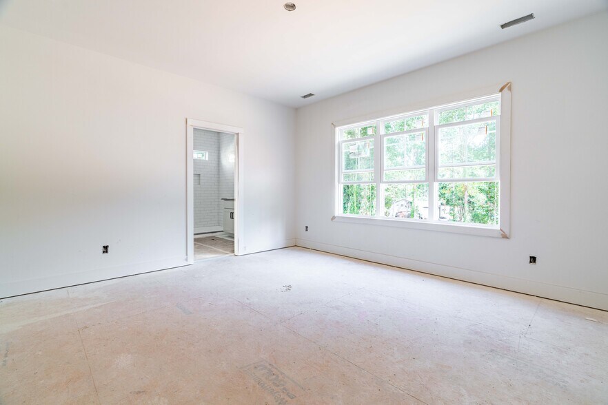 More Photos Of , Raleigh Specialty For Sale