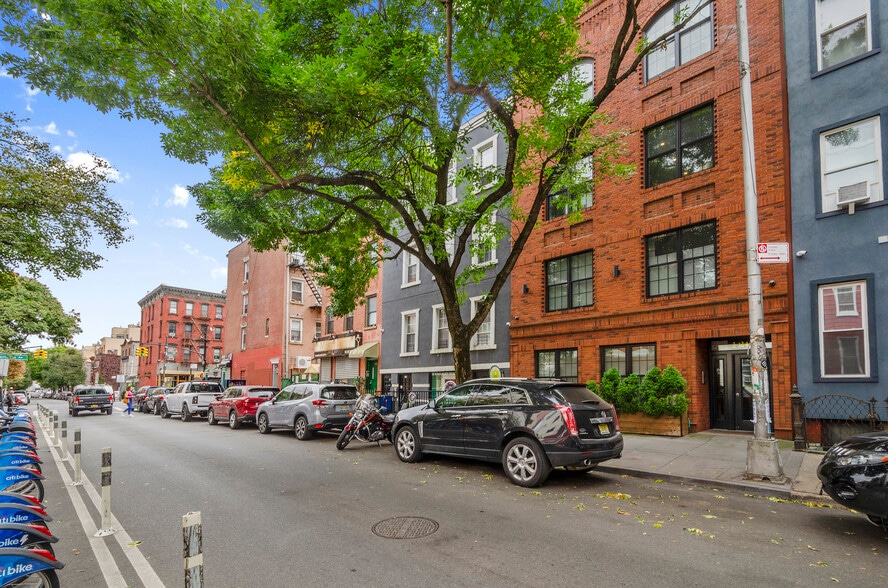 More Photos Of 128 India St, Brooklyn Storefront Retail Residential For Sale