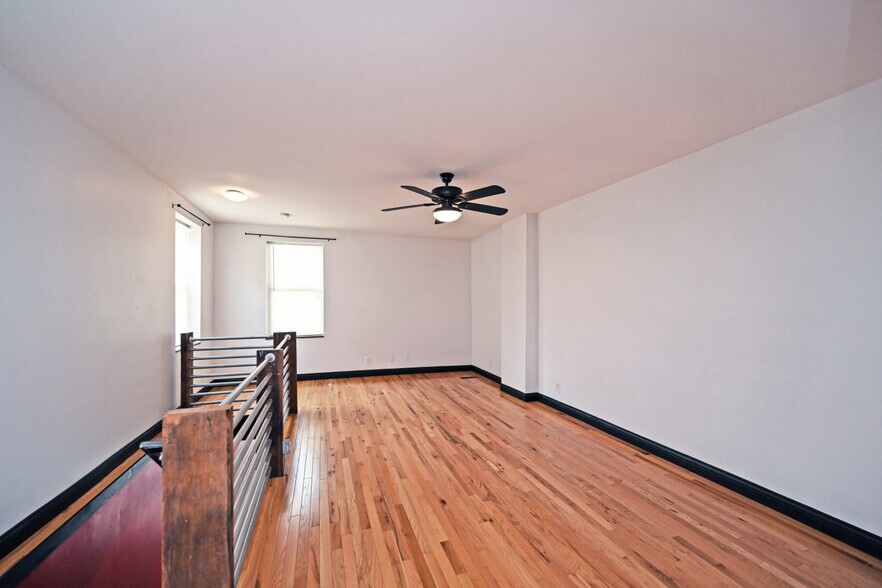 More Photos Of 226 E Clifton Ave, Cincinnati Apartments For Sale