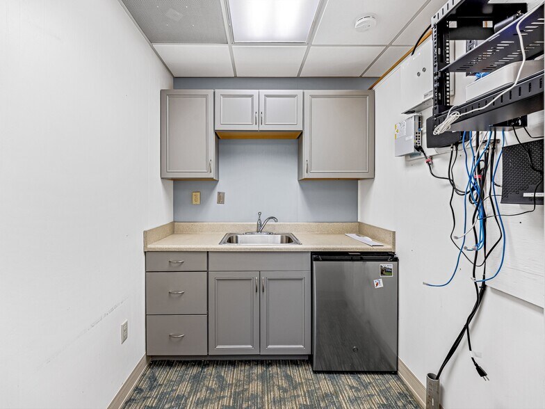 More Photos Of 2159 Hendersonville Rd, Arden Medical For Lease