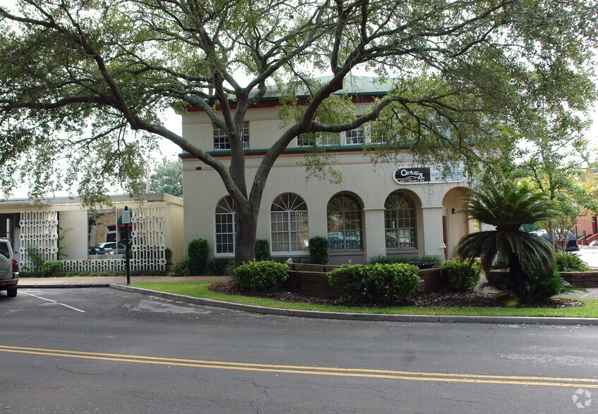 More Photos Of 500 Centre St, Fernandina Beach Office For Sale