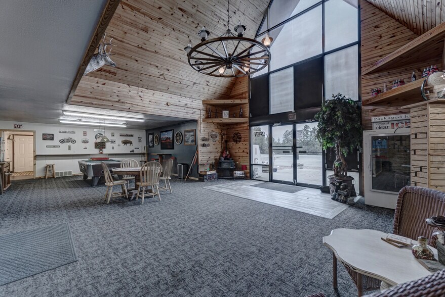 More Photos Of 1116 N 5th St, Custer Trailer Camper Park For Sale