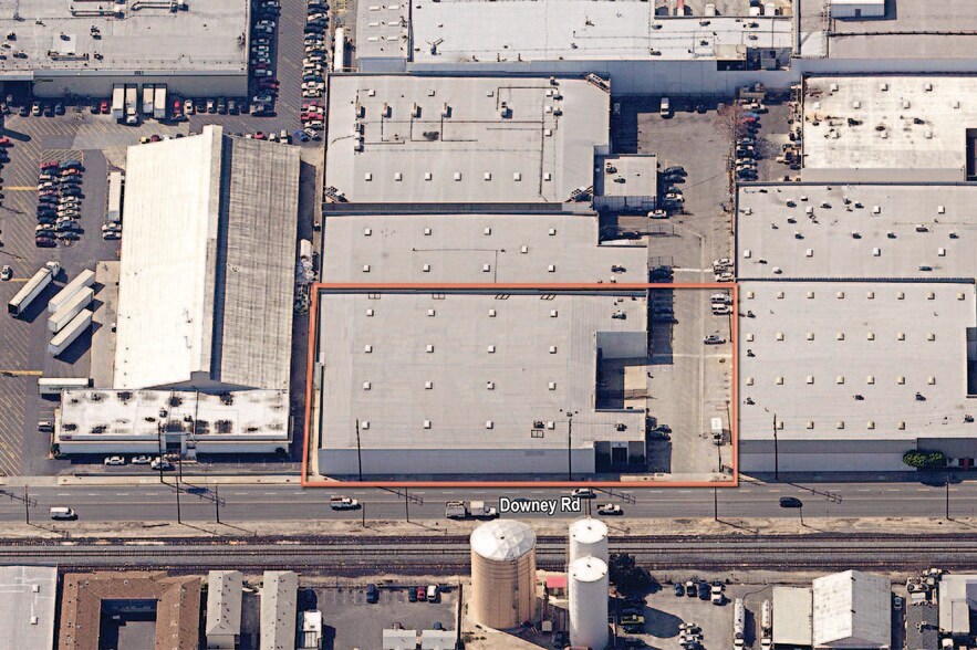 More Photos Of 5205-5207 S Downey Rd, Vernon Warehouse For Lease