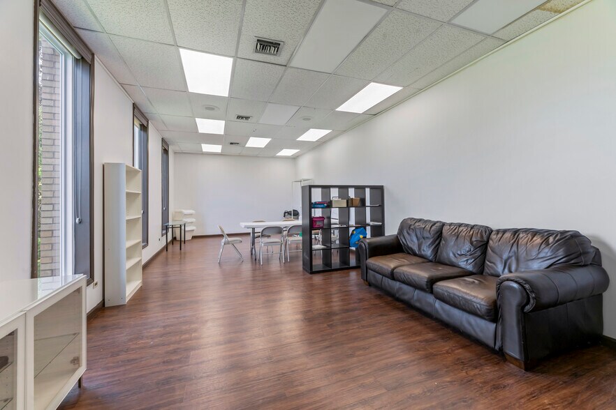 More Photos Of 160 Tices Ln, East Brunswick Office For Sale