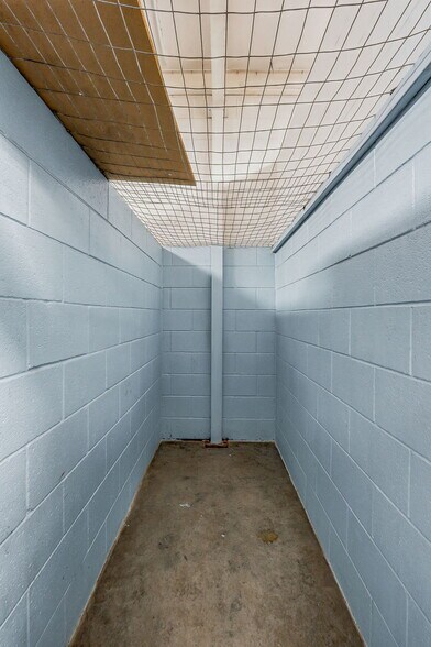 More Photos Of 10050 Mccombs St, El Paso Medical For Sale