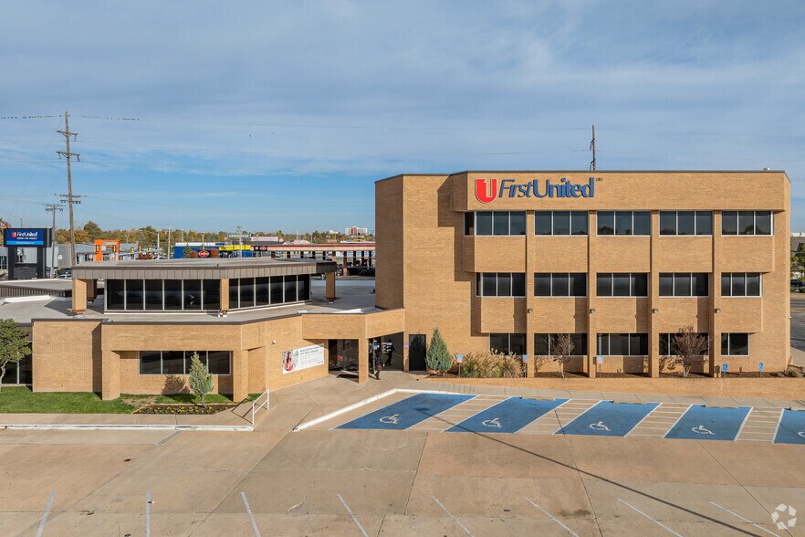 More Photos Of 6000 S Western Ave, Oklahoma City Office For Lease