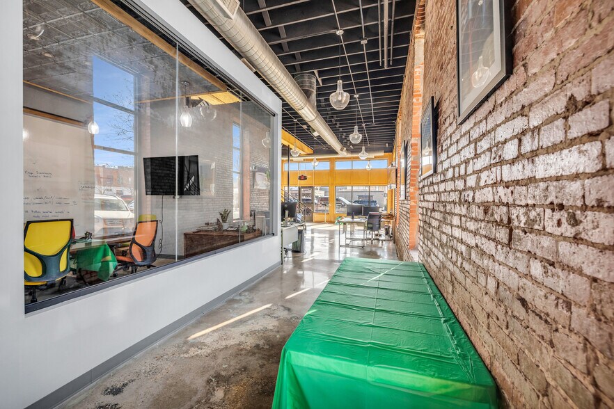 More Photos Of 201 E Hobson Ave, Sapulpa Loft Creative Space For Sale