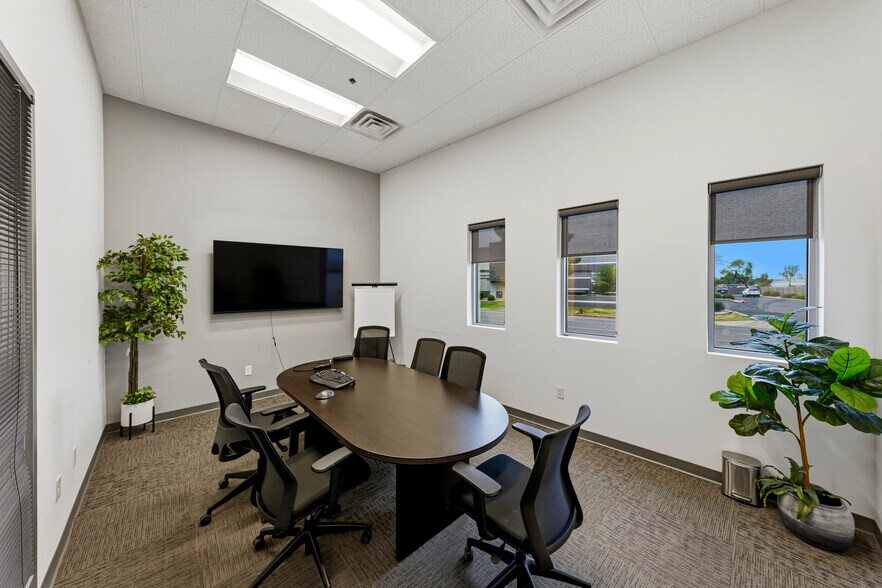 More Photos Of 1425 N Hobson St, Gilbert Warehouse For Lease