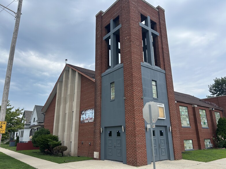 More Photos Of 4743 Northcote Ave, East Chicago Specialty For Sale