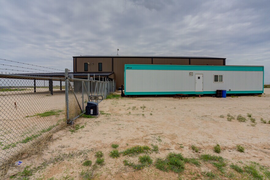 More Photos Of 716 U.S. 385 S hwy, Seminole Industrial For Sale