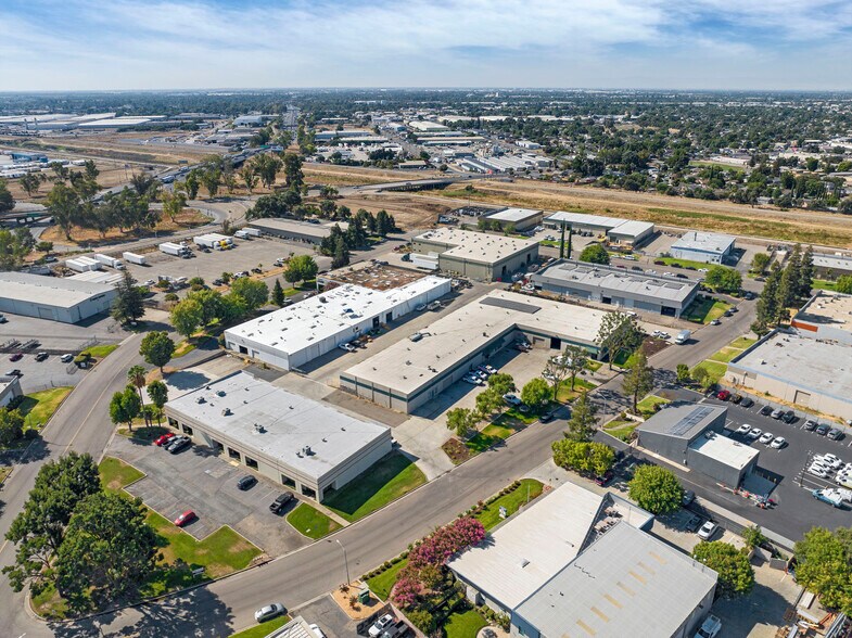 More Photos Of 2431 N Wigwam Dr, Stockton Warehouse For Sale