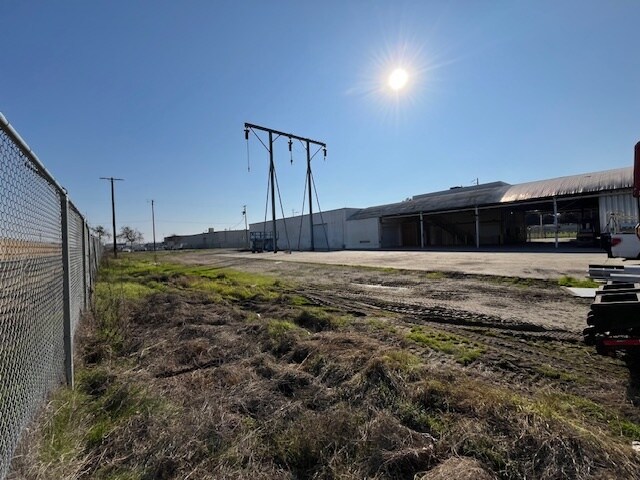 More Photos Of 1280 I St, Reedley Warehouse For Lease