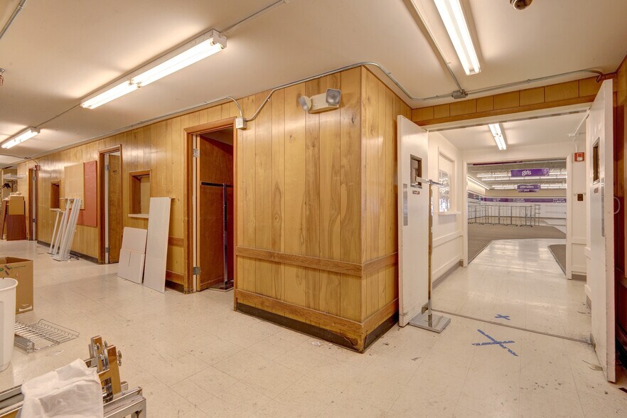 More Photos Of 2145 E State Road 54, Linton Freestanding For Sale