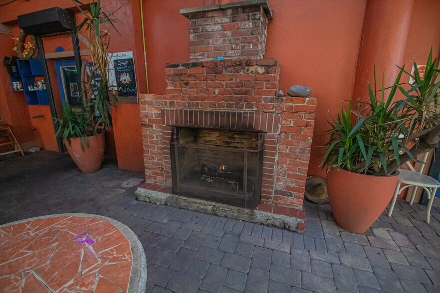 More Photos Of 130 Tamiami Trl, Punta Gorda Restaurant For Sale