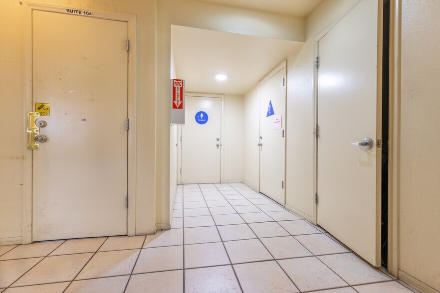 More Photos Of 416 E 2nd St, Calexico Office For Sale