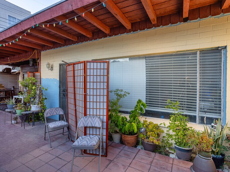 More Photos Of 2309 N Niagara St, Burbank Land For Sale