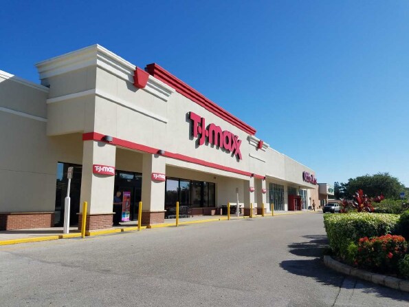 Primary Photo Of 3820 S Tuttle Ave, Sarasota Unknown For Lease