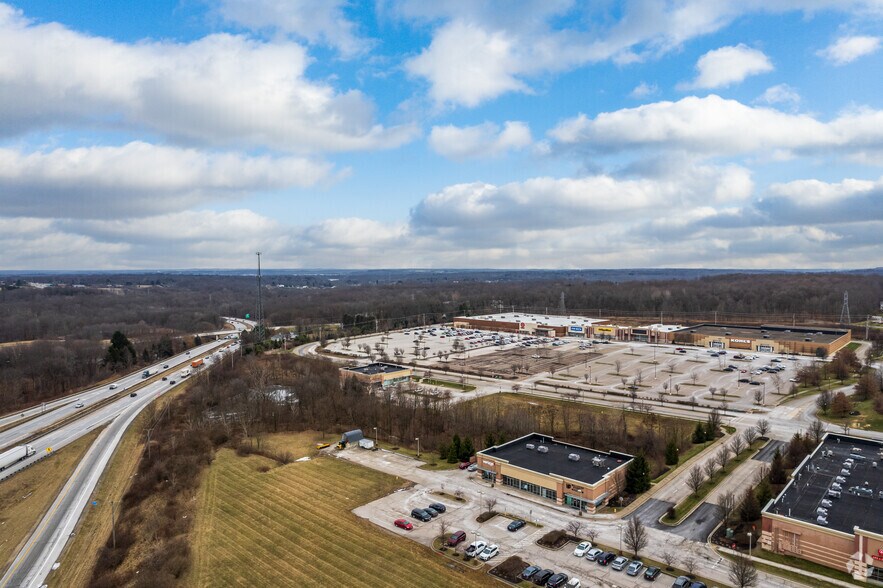 More Photos Of 1065-1183 Williams Reserve Blvd, Wadsworth Unknown For Lease