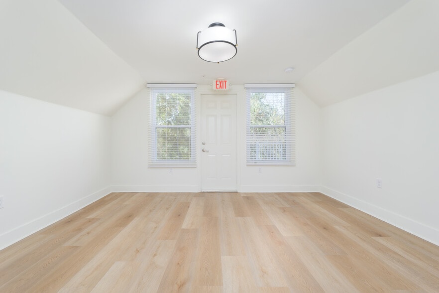 More Photos Of 1628 Walnut St, Jacksonville Multifamily For Sale