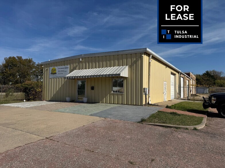 Primary Photo Of 400 E Jackson St, Broken Arrow Warehouse For Lease
