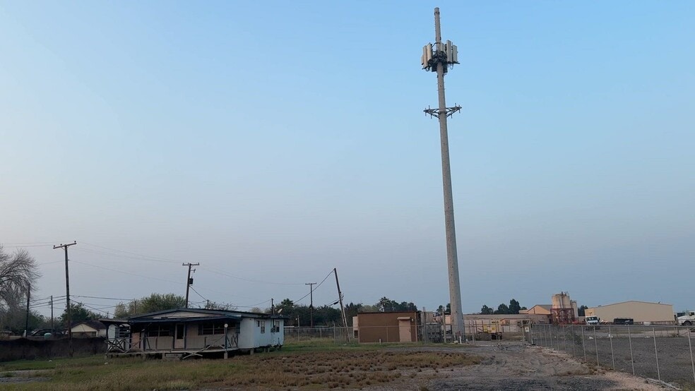 More Photos Of 5467 Padre Island Hwy, Brownsville Land For Lease