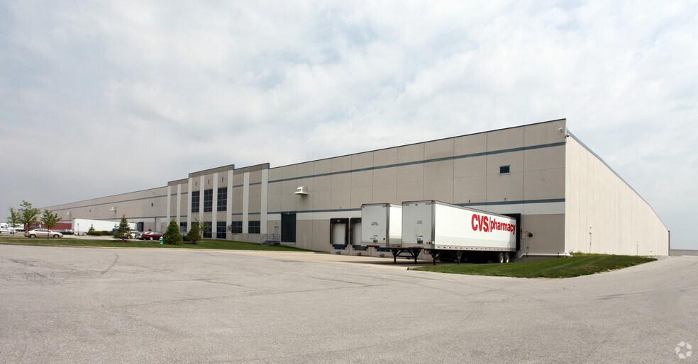 More Photos Of 6887 W 350 N, Greenfield Warehouse For Lease