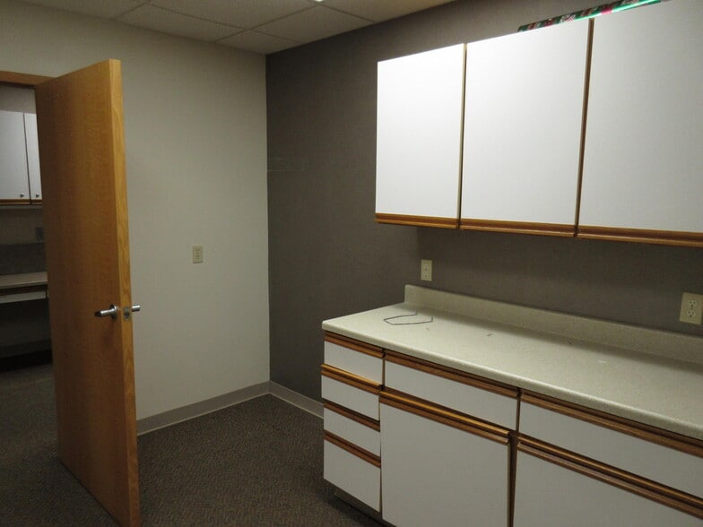 More Photos Of 1787 Wagner Ave, Muskegon Medical For Sale