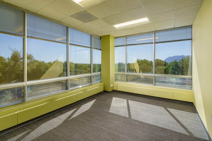 More Photos Of 3630 Sinton Rd, Colorado Springs Office For Sale