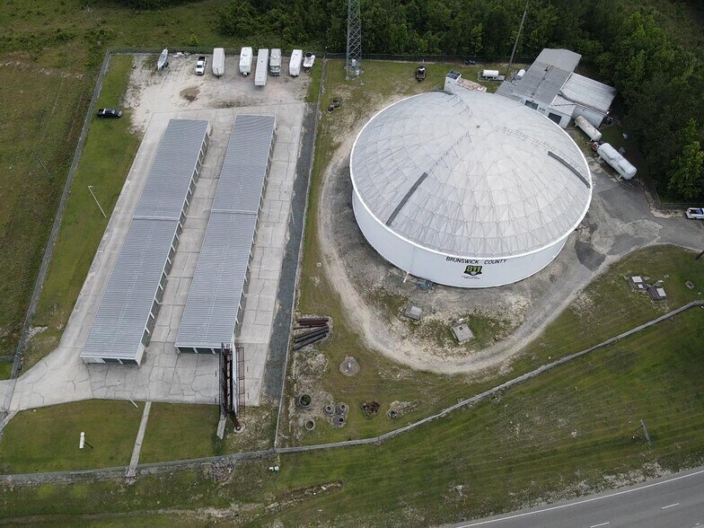 More Photos Of 6080 Ocean Hwy E, Winnabow Self Storage For Sale