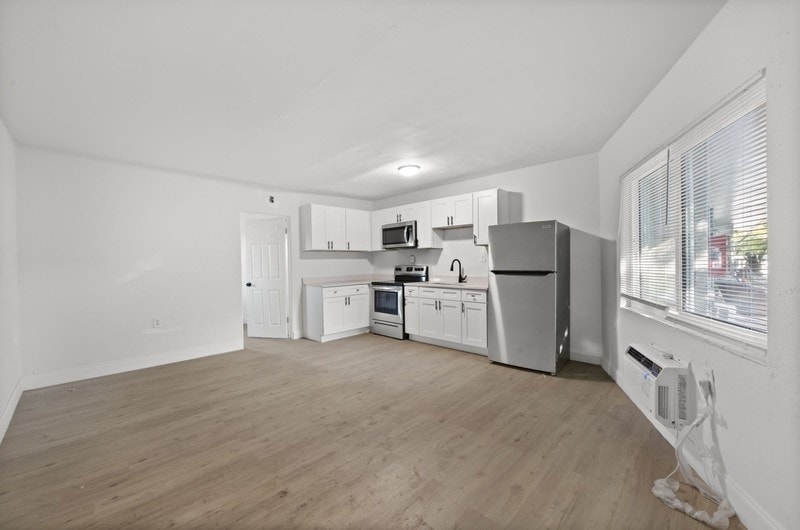 More Photos Of 1429 Laura St, Clearwater Apartments For Sale
