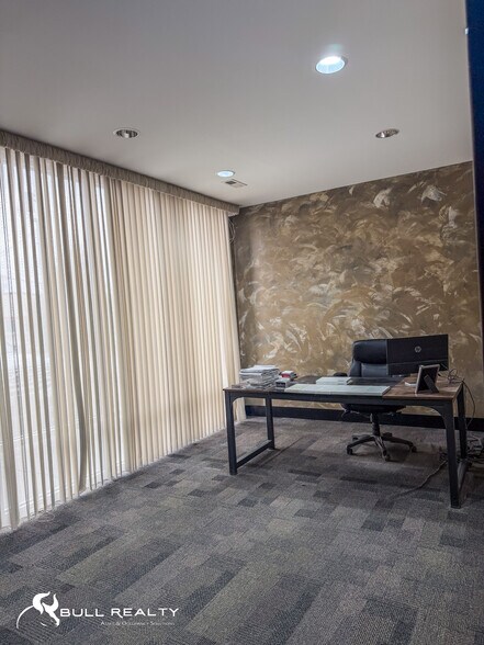 More Photos Of 155 Hunt Dr, Rossville Warehouse For Sale