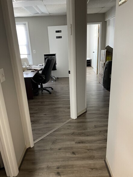 More Photos Of 111 Old Court Rd, Pikesville Office For Lease