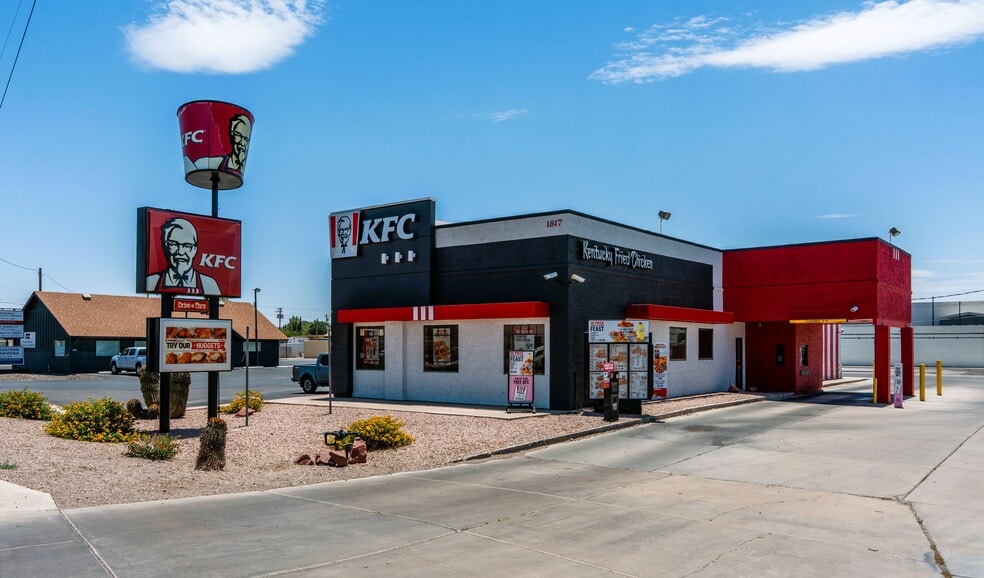 More Photos Of 1817 W Thatcher Blvd, Safford Restaurant For Sale