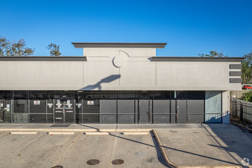 More Photos Of 4217 Tidwell Rd, Houston Storefront For Sale