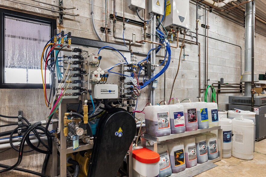 More Photos Of 1275 Margaret st, Markesan Storefront For Sale