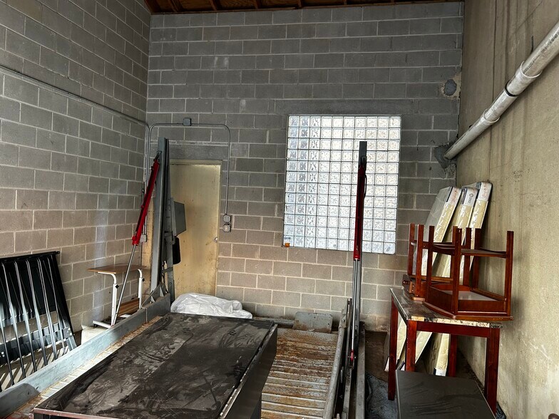 More Photos Of , Philadelphia Unknown For Sale