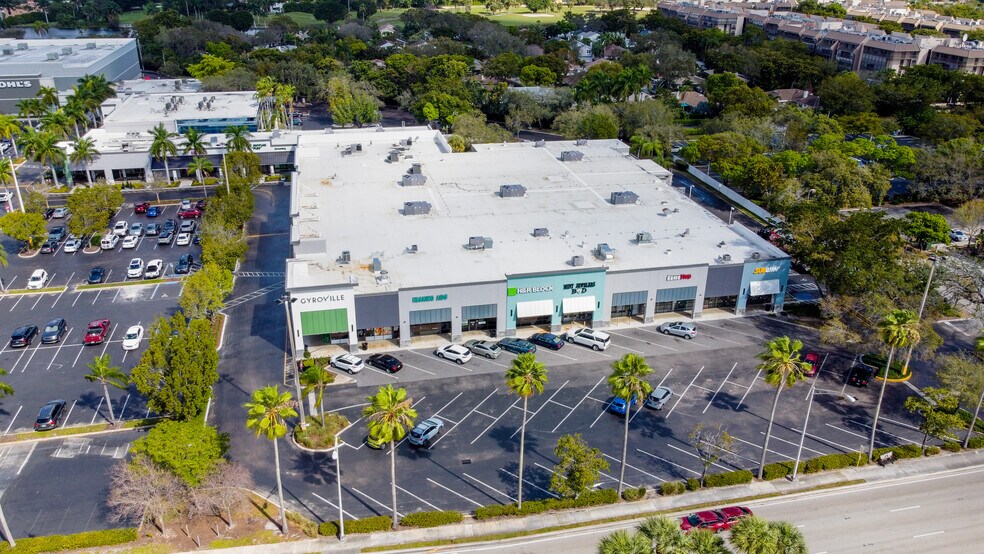 More Photos Of 4800 Sheridan St, Hollywood Unknown For Lease