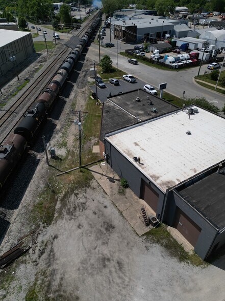 More Photos Of 4135 W 123rd St, Alsip Warehouse For Lease