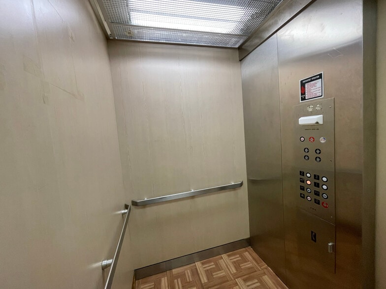 More Photos Of 15-19 Stone Street st @ 7th Avenue, Newark Apartments For Sale