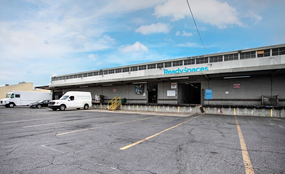 More Photos Of 1919 Vineburn Ave, Los Angeles Warehouse For Lease