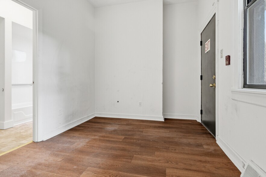 More Photos Of 215 S Braddock Ave, Pittsburgh Apartments For Sale