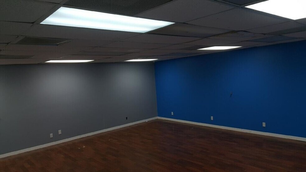 More Photos Of 3000 SW 4th Ave, Fort Lauderdale Flex For Lease