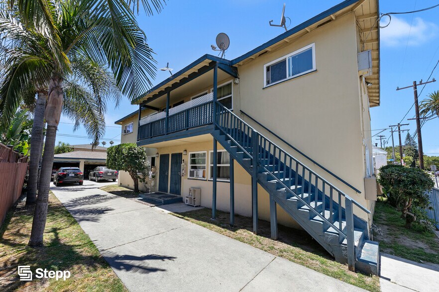 More Photos Of 92 E Louise St, Long Beach Multifamily For Sale