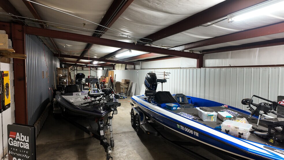 More Photos Of 45 Job Corp Rd, Pine Knot Flex For Sale