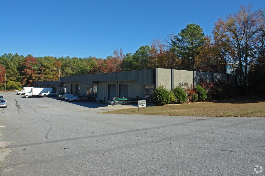 More Photos Of 4566 Lewis Rd, Stone Mountain Light Distribution For Lease