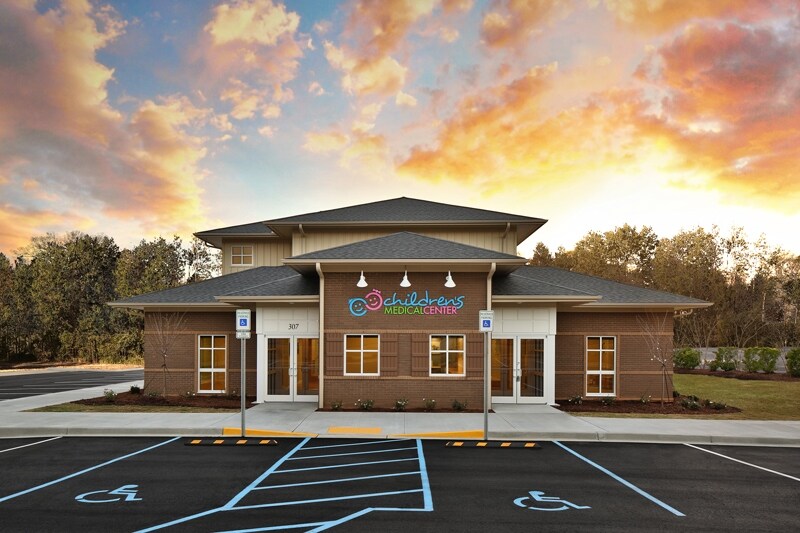 Primary Photo Of 307 N Main St, Simpsonville Medical For Sale