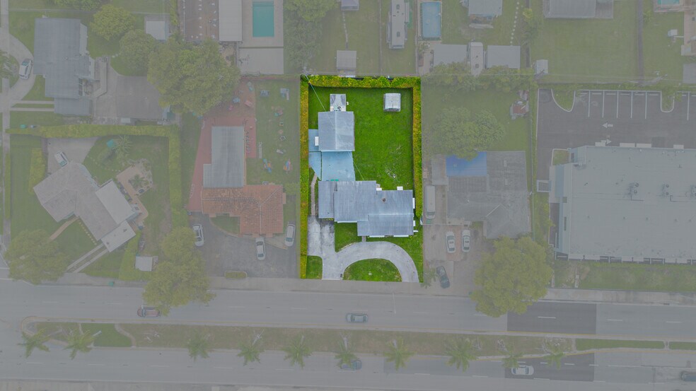 Primary Photo Of 3501 SW 87th Ave, Miami Office For Sale