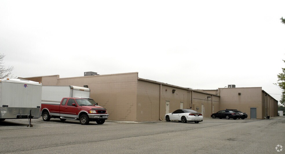 More Photos Of 200-254 Mid Rivers Ctr, Saint Peters Unknown For Lease