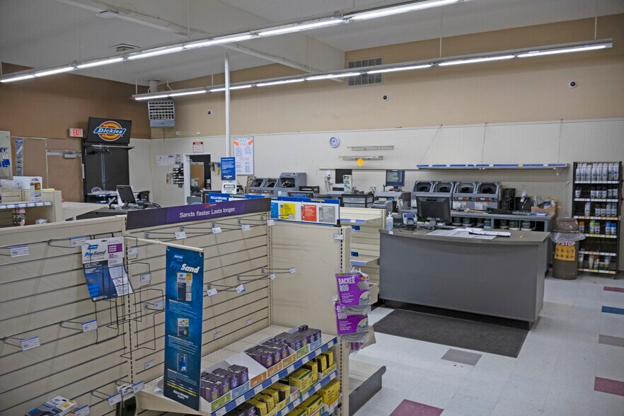 More Photos Of 1478 Guerneville Rd, Santa Rosa Freestanding For Sale