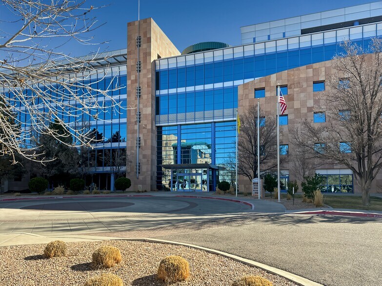 More Photos Of 100 Sun Ave NE, Albuquerque Coworking Space